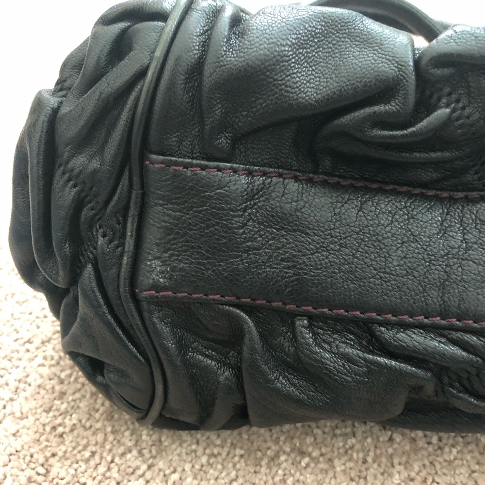 juicy couture | black handbag - Picture 5 of 10